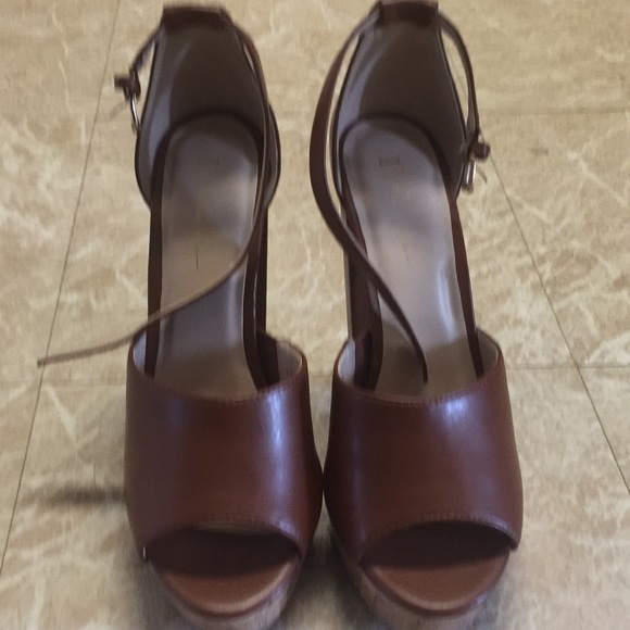 Peep toe platform heels - Picture 2 of 4